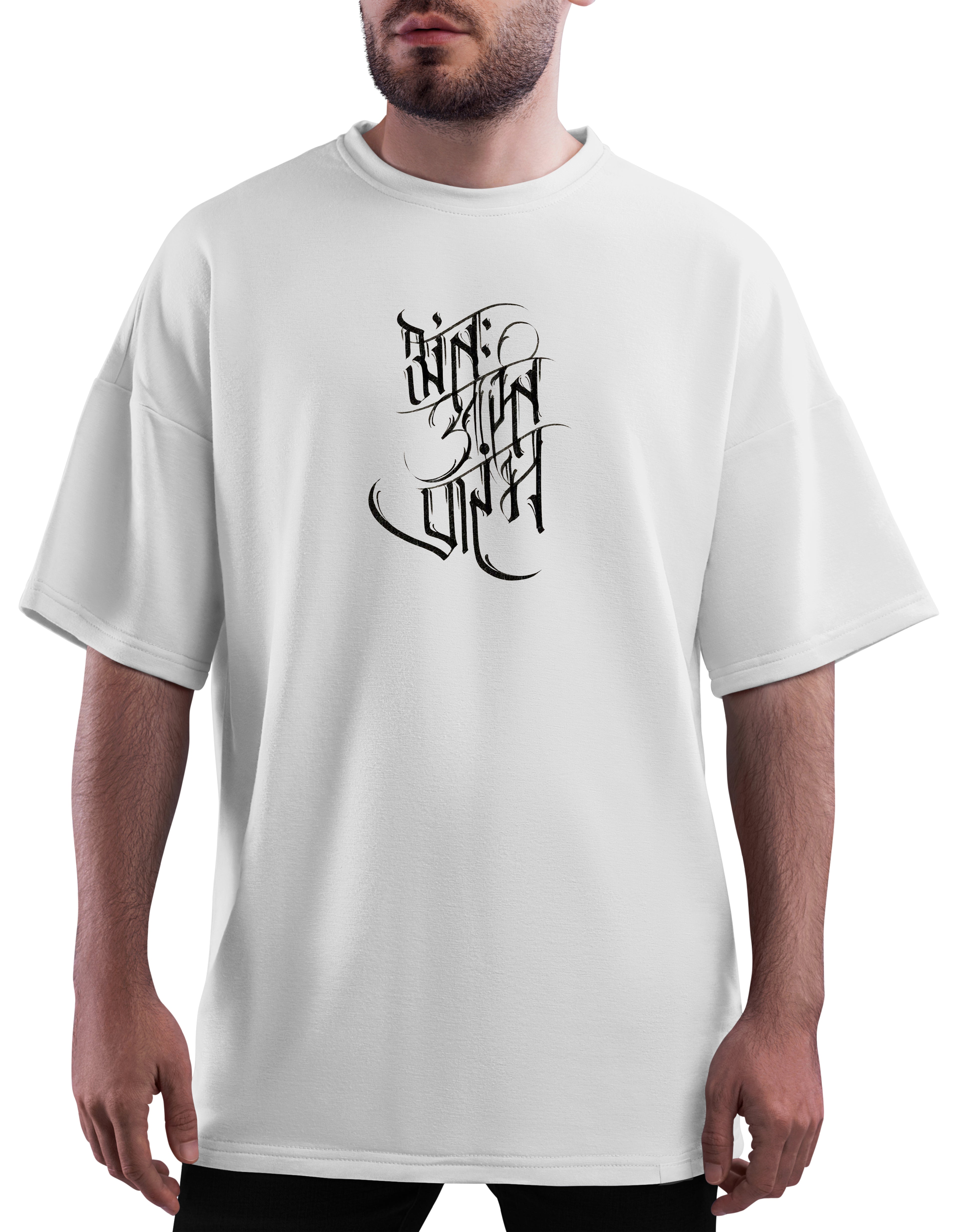Oversized White Graphic T-Shirt with Calligraphy Print – Premium Unisex Streetwear